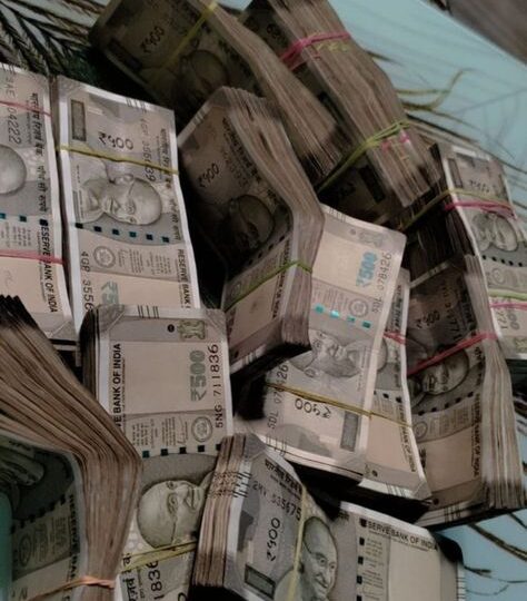 Indian banknotes